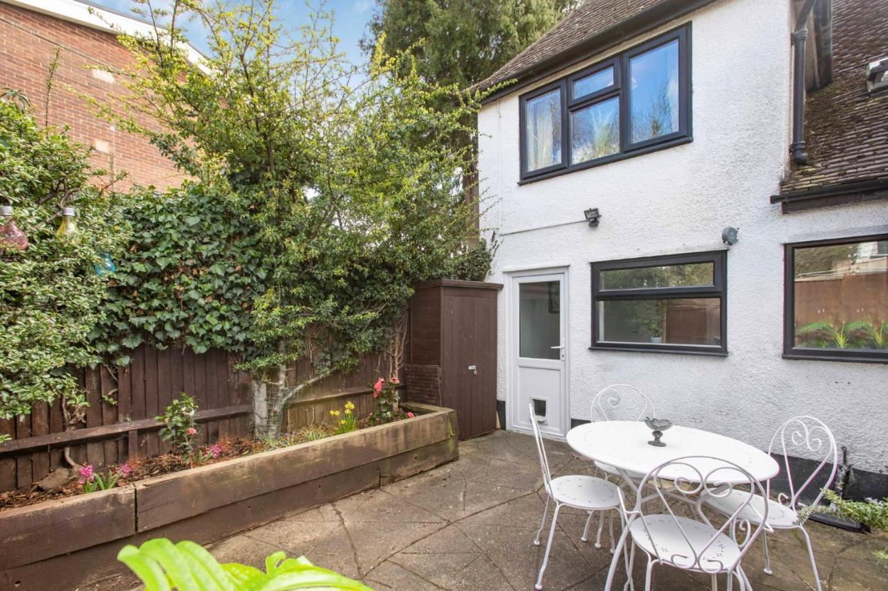 Stunning Character 2Bed Cottage In St Albans Wifi ภายนอก รูปภาพ